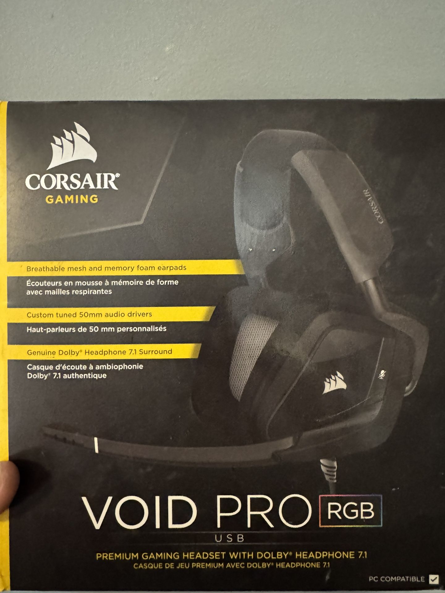 Corsair Gaming W/ Mic