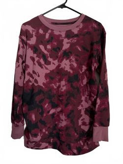 Isabel Maternity by Ingrid & Isabel NEW Sweatshirt Size Small Camouflage Wine