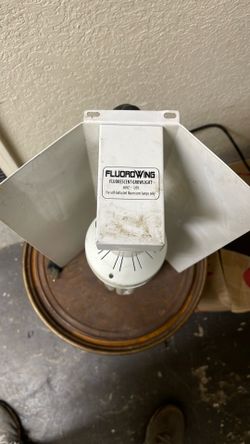 FluoroWing GrowLight