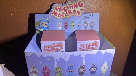 Selling labubu's