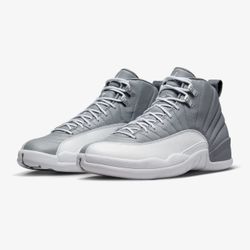 Jordan 12’s