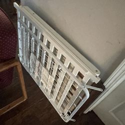 mini baby crib