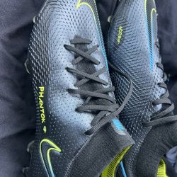 Nike 6.5 En Hombres 8.5 En  Mujeres.  Nuevo Ningún Uso   Precio Regular. $270 