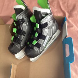 Bauer Youth Ice Hockey Skates