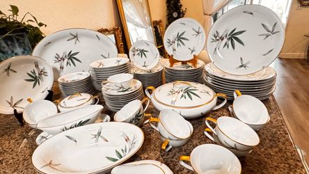 10 place sitting Noritake china set