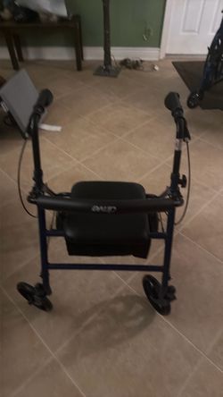 Drive Medical Rollator Walker with Seat