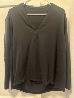 Lululemon Back In Action V-Neck long-sleeve shirt