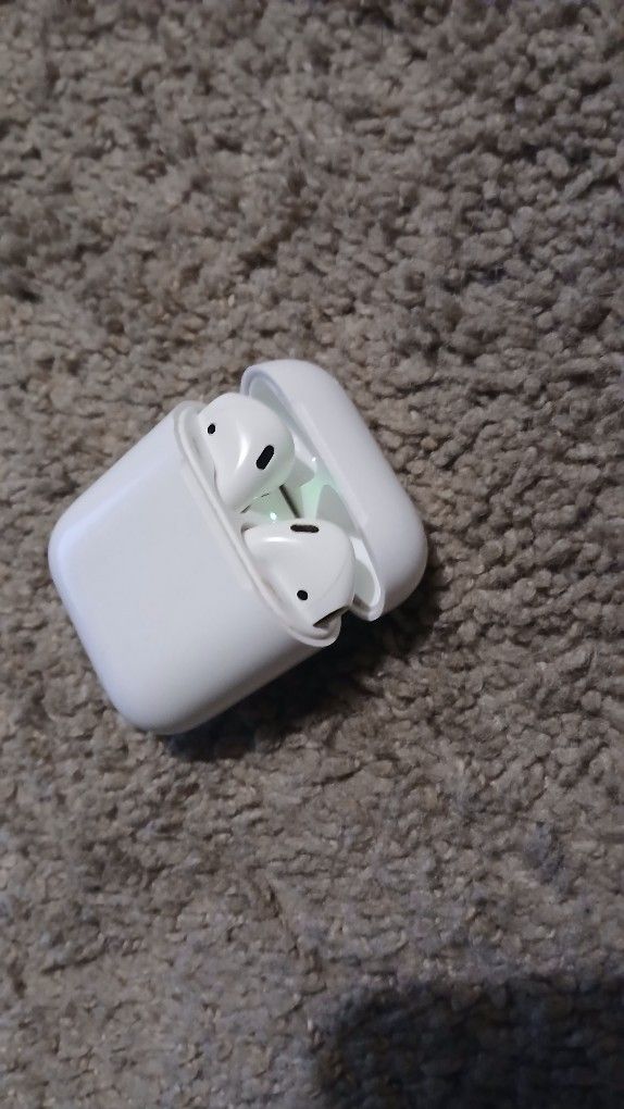 Apple Airpods 2nd Generation