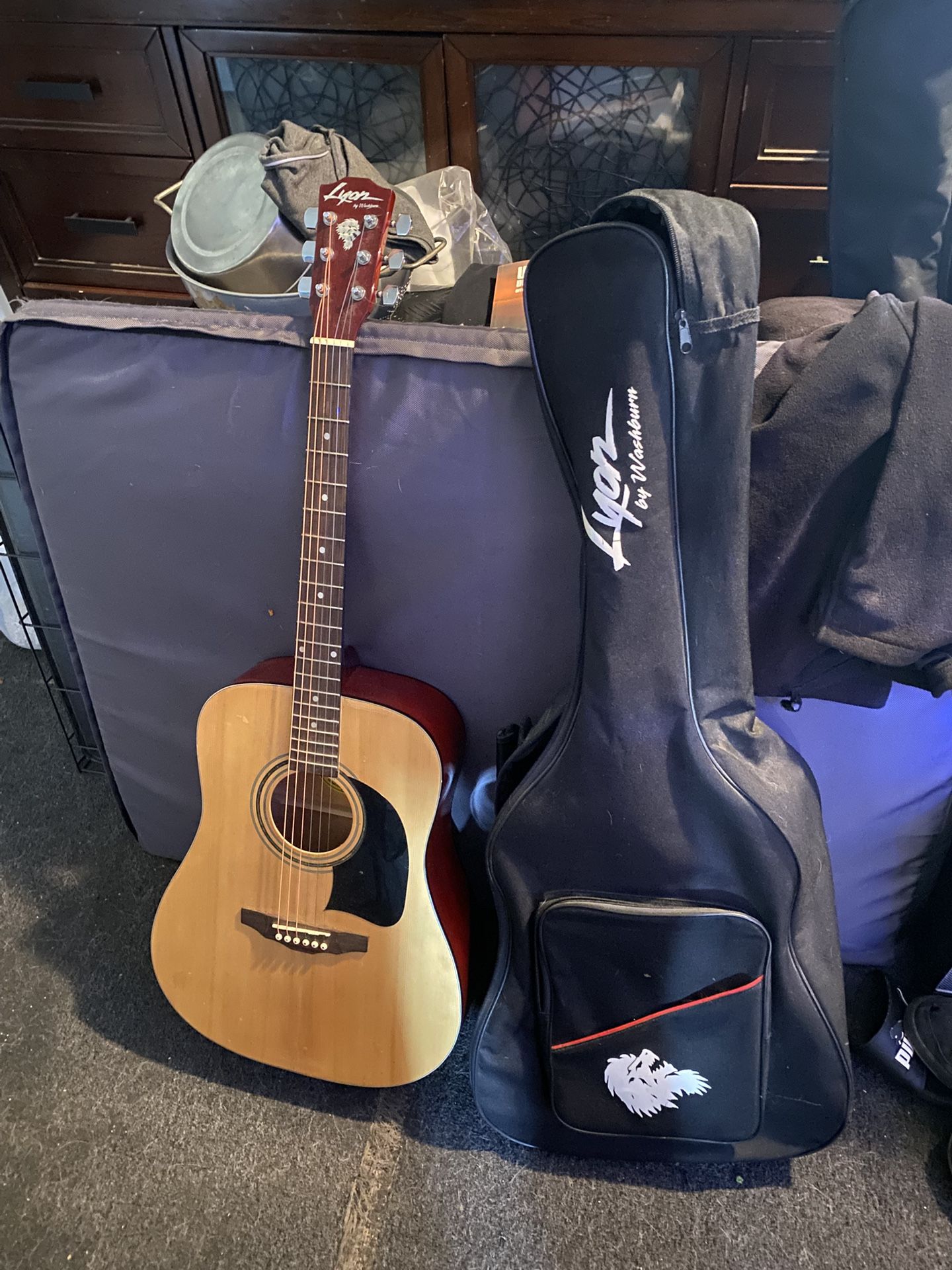 Acoustic Guitar With Tuner