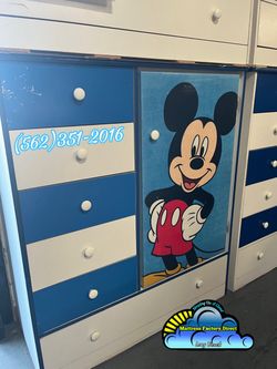 Mickey Mouse closet wardrobe dresser ropero armoire Nuevo new