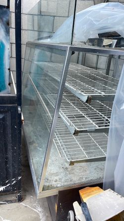 Show cases
