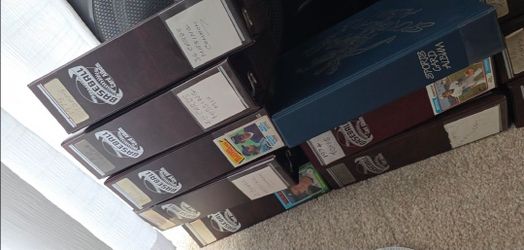 Collection of baseball cards in binders 1974 to 1988