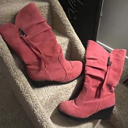 Pink suede wedge boots with inner zip