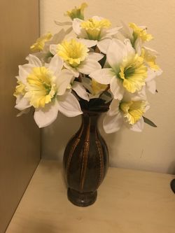 Brown vase with flowers