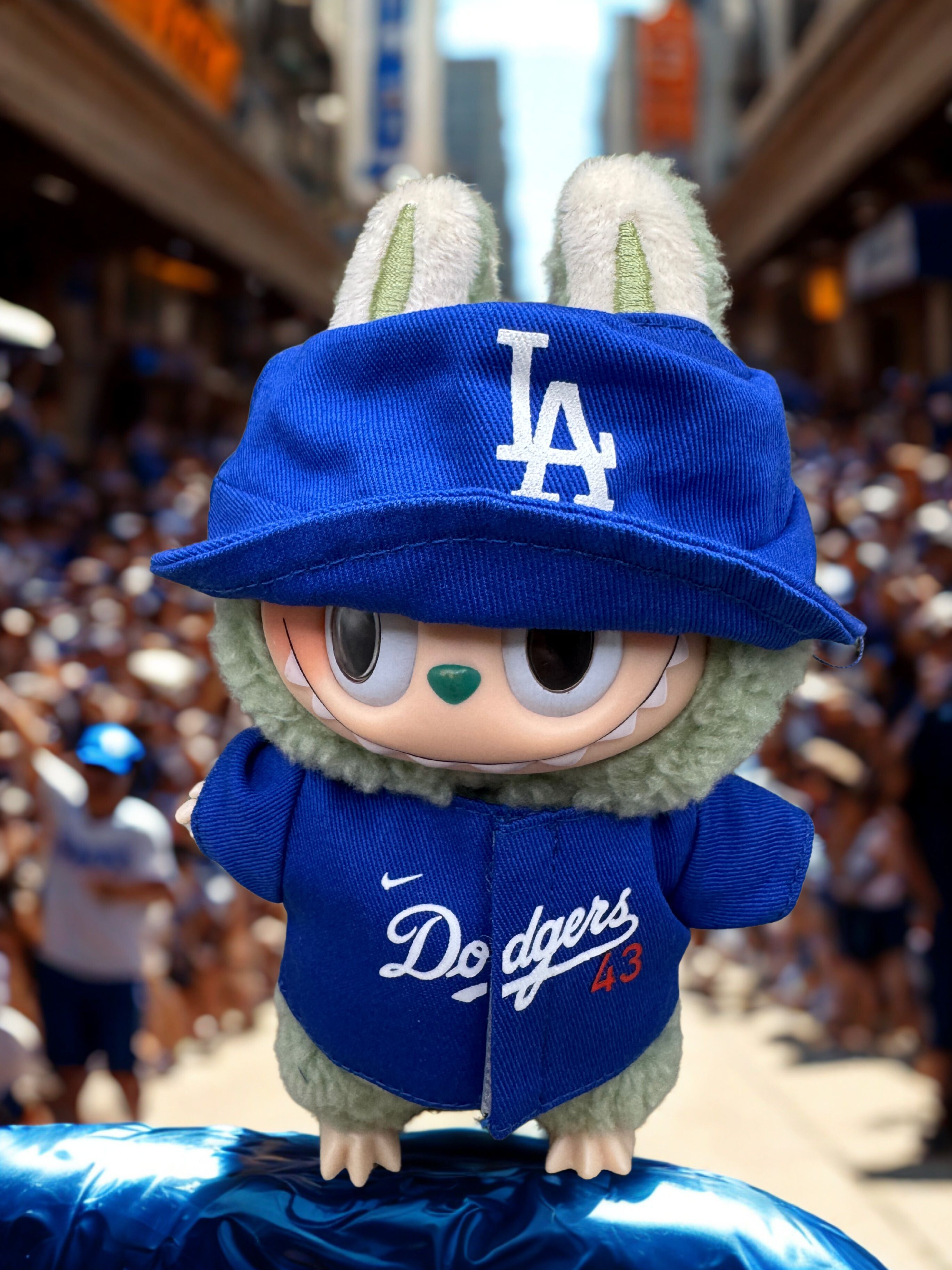 Custom Dodgers Jersey & Hat for Labubu (Anthony Banda #43) – Doll Not Included