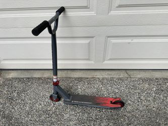 Mongoose scooter