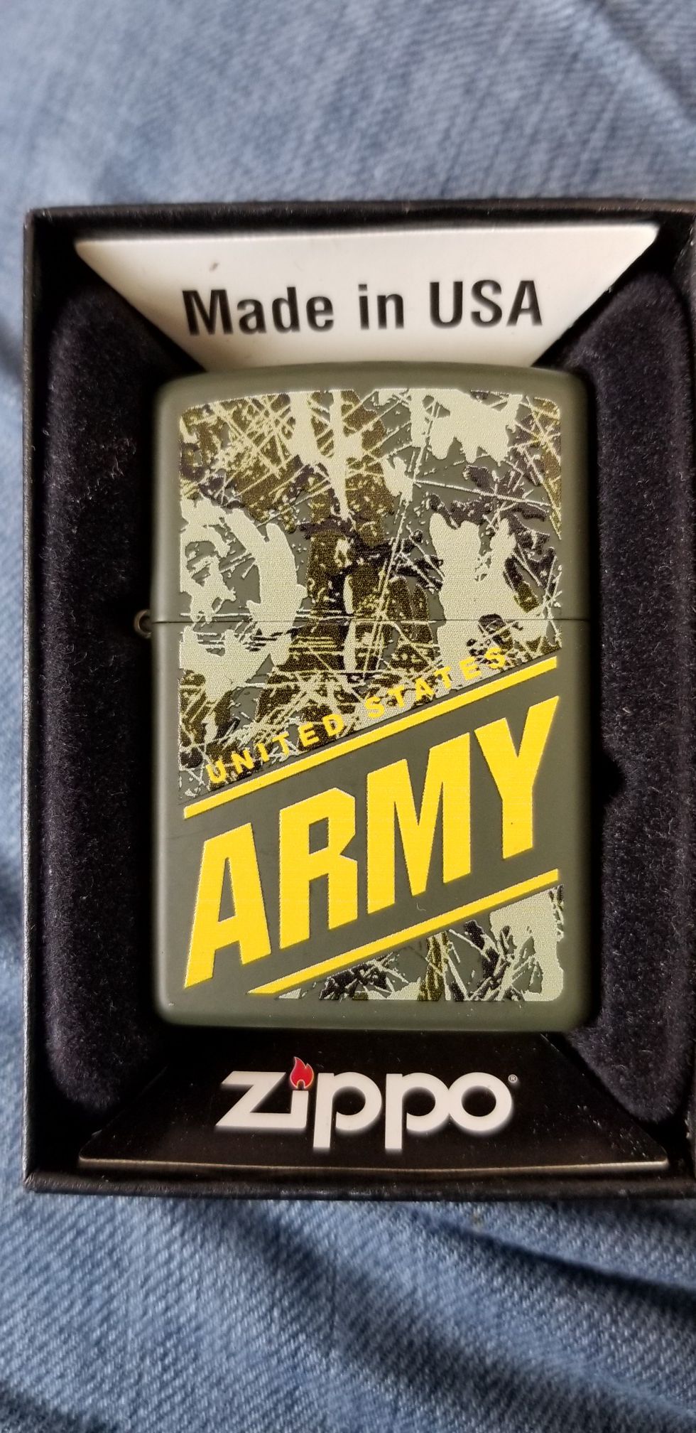 Zippo Army Lighter