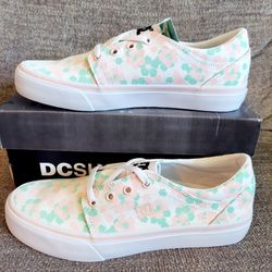 Size 7 Women's - Brand New DC Trase Shoes 