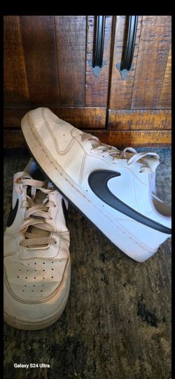 Tenis