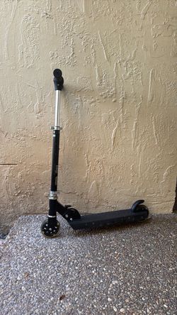 Black Kick Scooter with Adjustable Handlebar