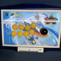 Madcatz TE2 Chun Li Edition 