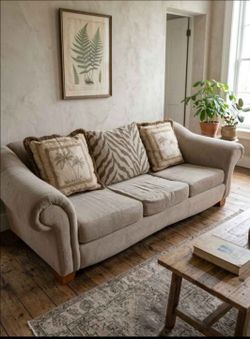 90' couch