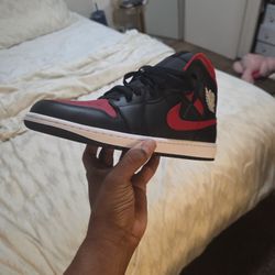 Jordan 1s With Out Box Brand New