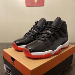 Brand New High Quality Shoes But Defective Rear Jordan Logo 