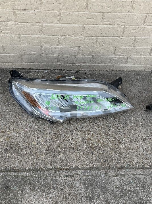 2025 Dodge Ram Promaster Right Headlight