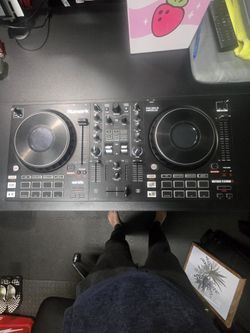 Numark DJ Controller