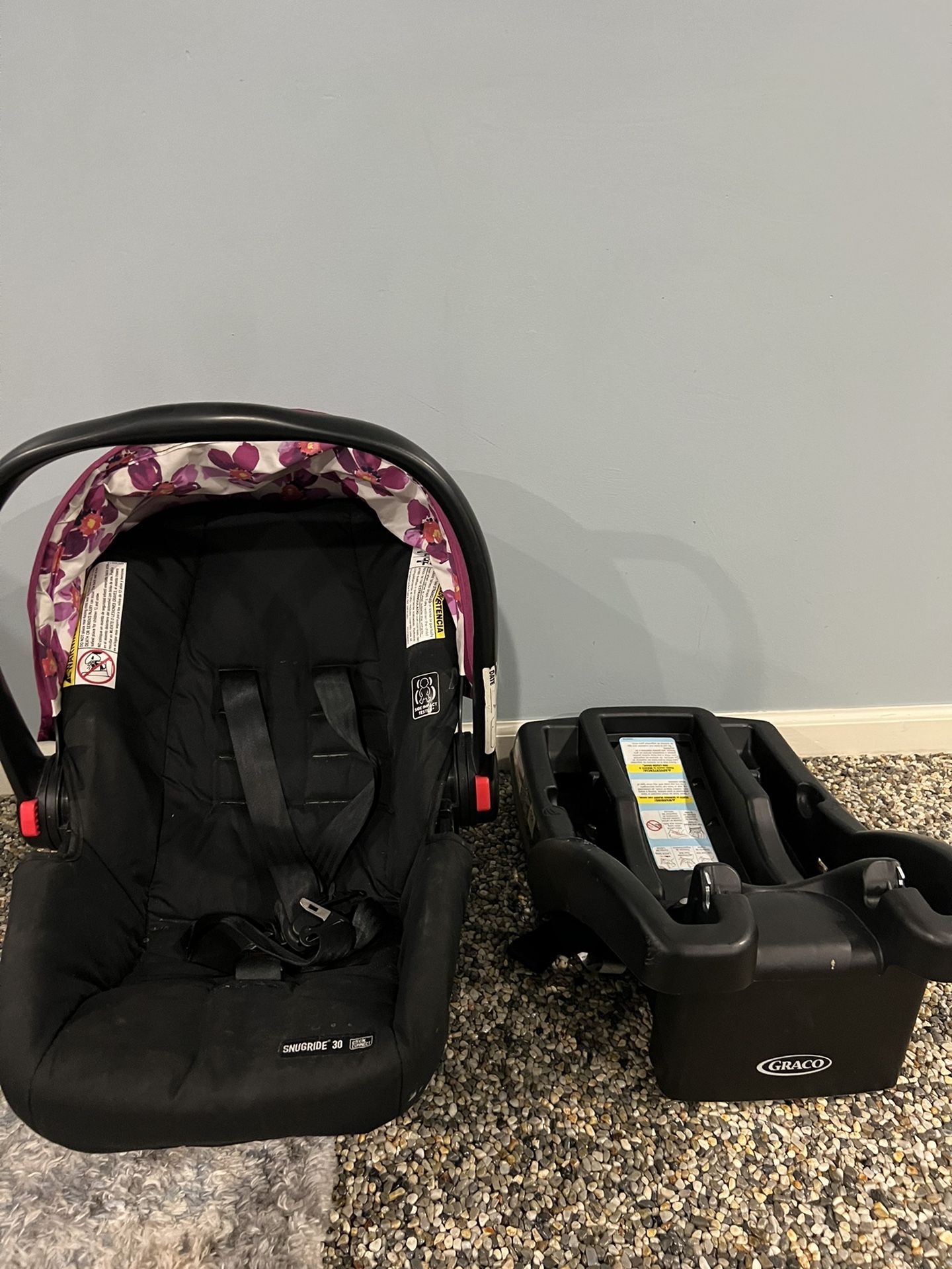 Graco Car Seat With Base 