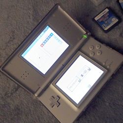 Nintendo DS Lite Bundle