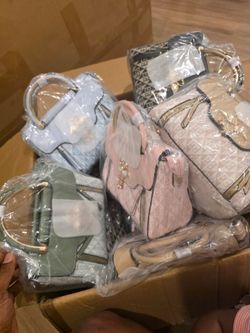 Hands bags and shoulders bags