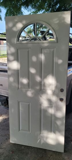 # puerta de metal 36x79