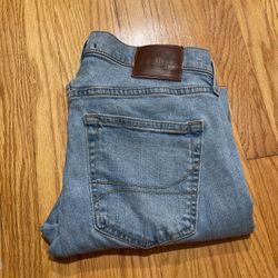 Hollister Slim Straight