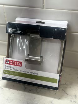 Delta Hand Towel Holder