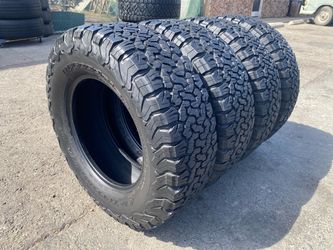 Bfgoodrich All Terrain A/T LT265/70/17”