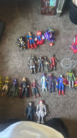 Big lot of action figures shoot offer will separate/bundle if you want