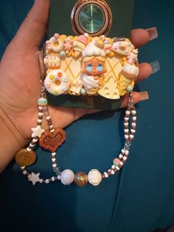 Para celular baby cry  pop mart original