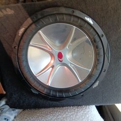 12in Kicker Speaker In Great Condition It Sounds Good 