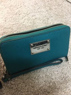 Michael Kors Wristlet