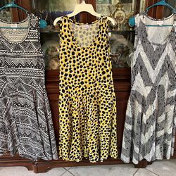 LulaRoe  Dress In Excellent Condition - Size M
