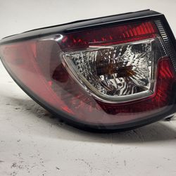 2014 Chevy traverse driver side tail light