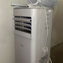 MIDEA 5,000 BTU PORTABLE AC