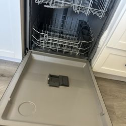 GE Dishwasher 
