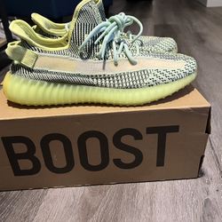 Yeezy boost 350 V2 Yeezreel