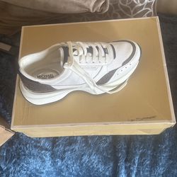 Women Michael Kors Flynn Trainer