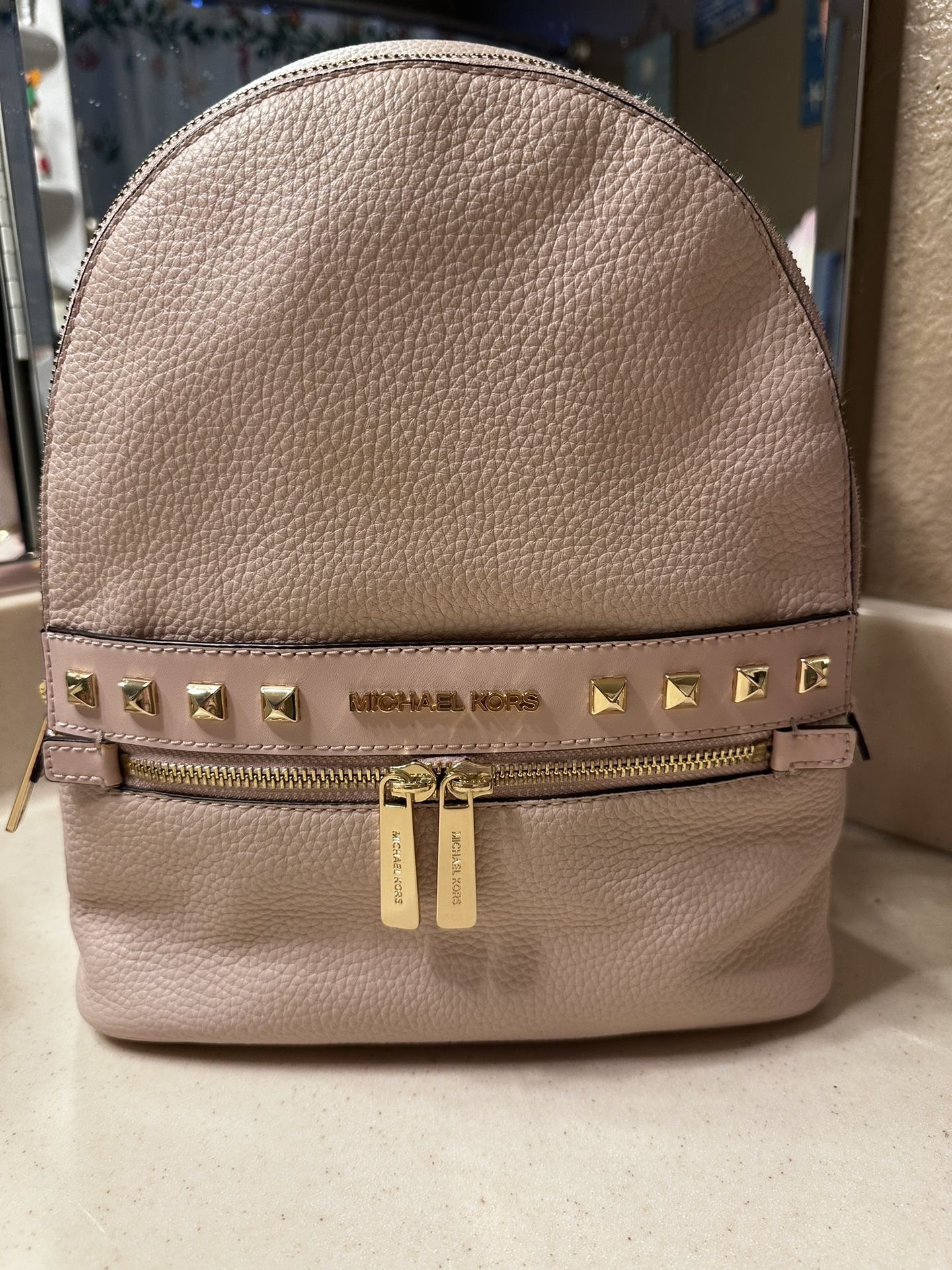 Michael Kors Rhea Zip Leather Backpack, Medium - Pink Gold Stud EUC