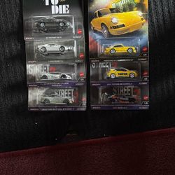 Mixed hot wheel premiums new $12 each or five for 50