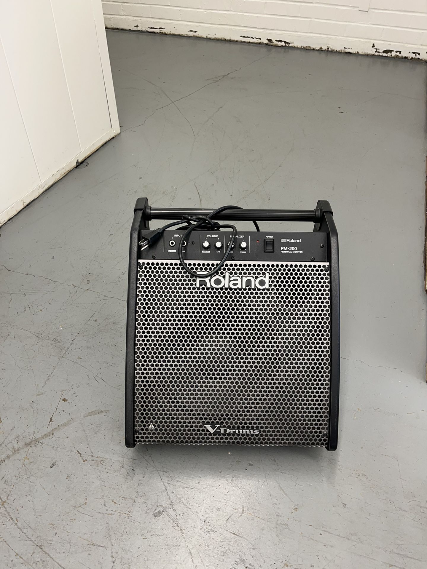 Roland Amp. Brand New.